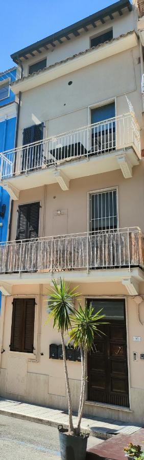 Da Ale - In Centro A San Benedetto Apartment San Benedetto del Tronto Exterior photo